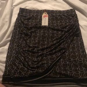 Max studio cute little skirt